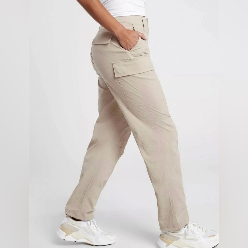 Athleta Trekkie Utility Cargo Pant